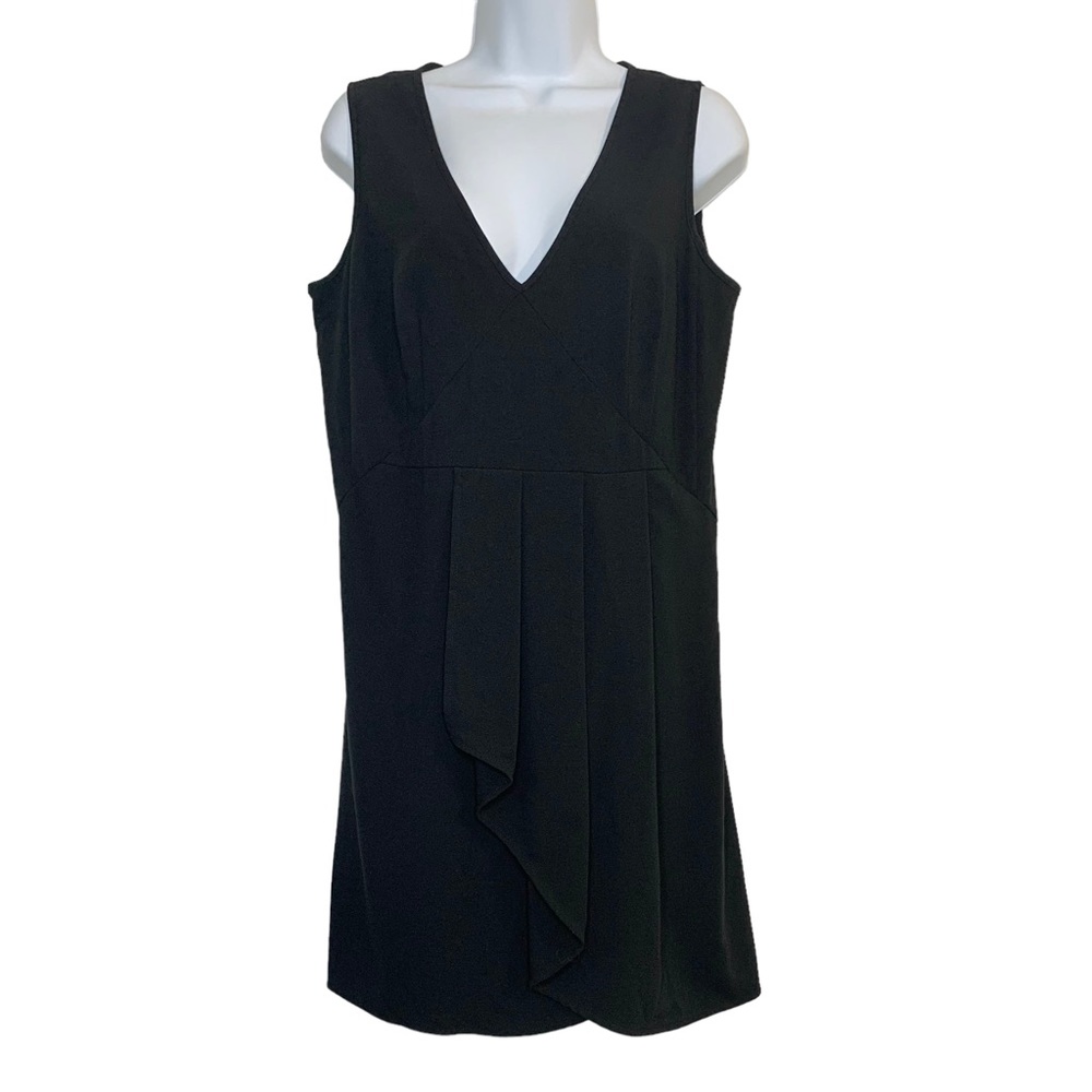 GAP Pleated Sleeveless Black Shift Dress Sz 8